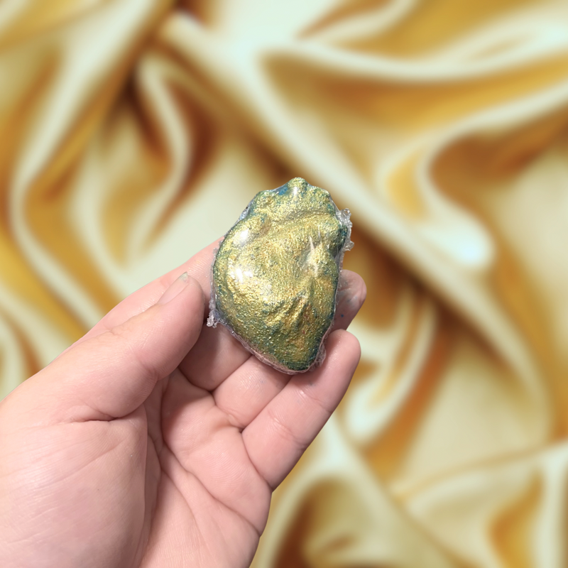 Anatomical Heart Mini Bath Bomb