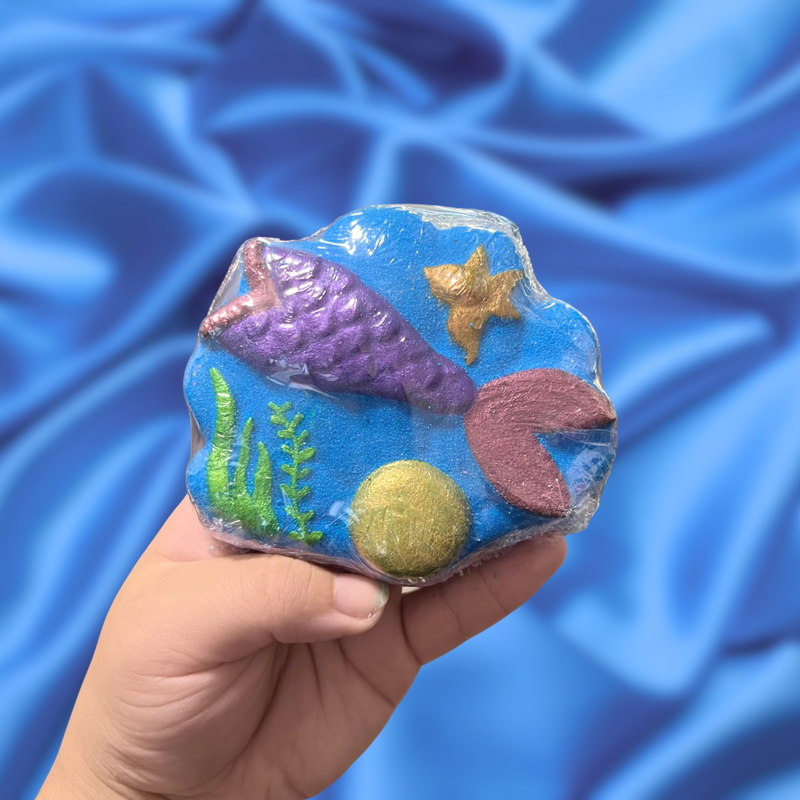 Large Mermaid Scene Bath Bomb