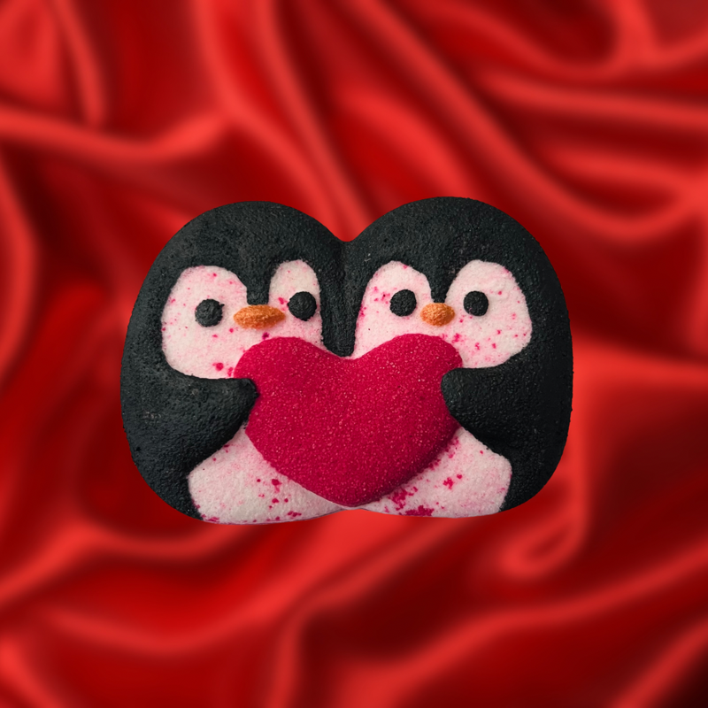Penguins in Love Bath Bomb - Red and White