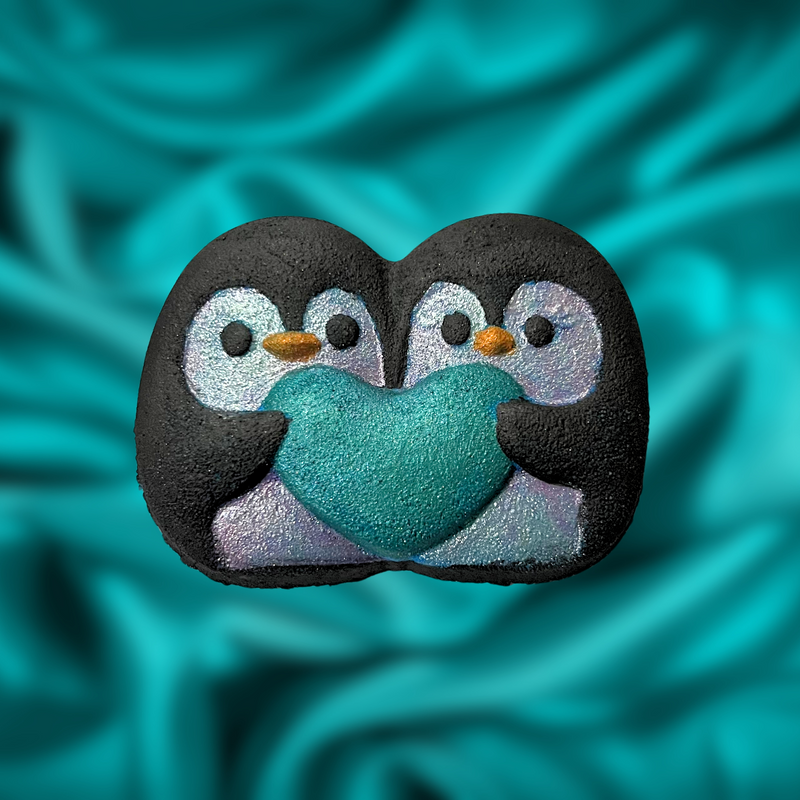 Penguins in Love Bath Bomb