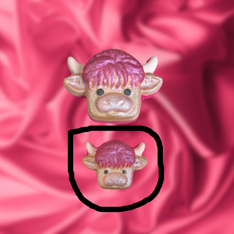 Highland Cow / Strawberry Milkshake Cow Mini Bath Bomb - Pink, Yellow and White
